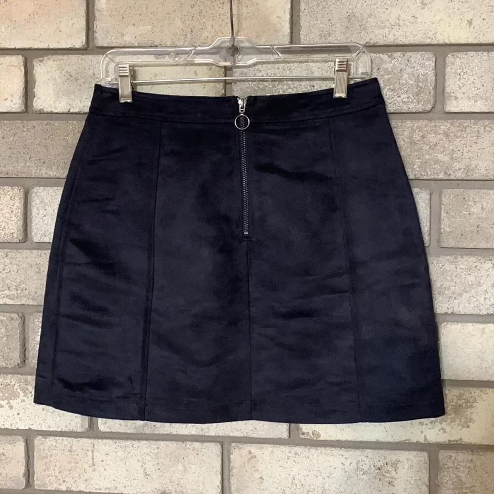 3for$20 skirt size 6